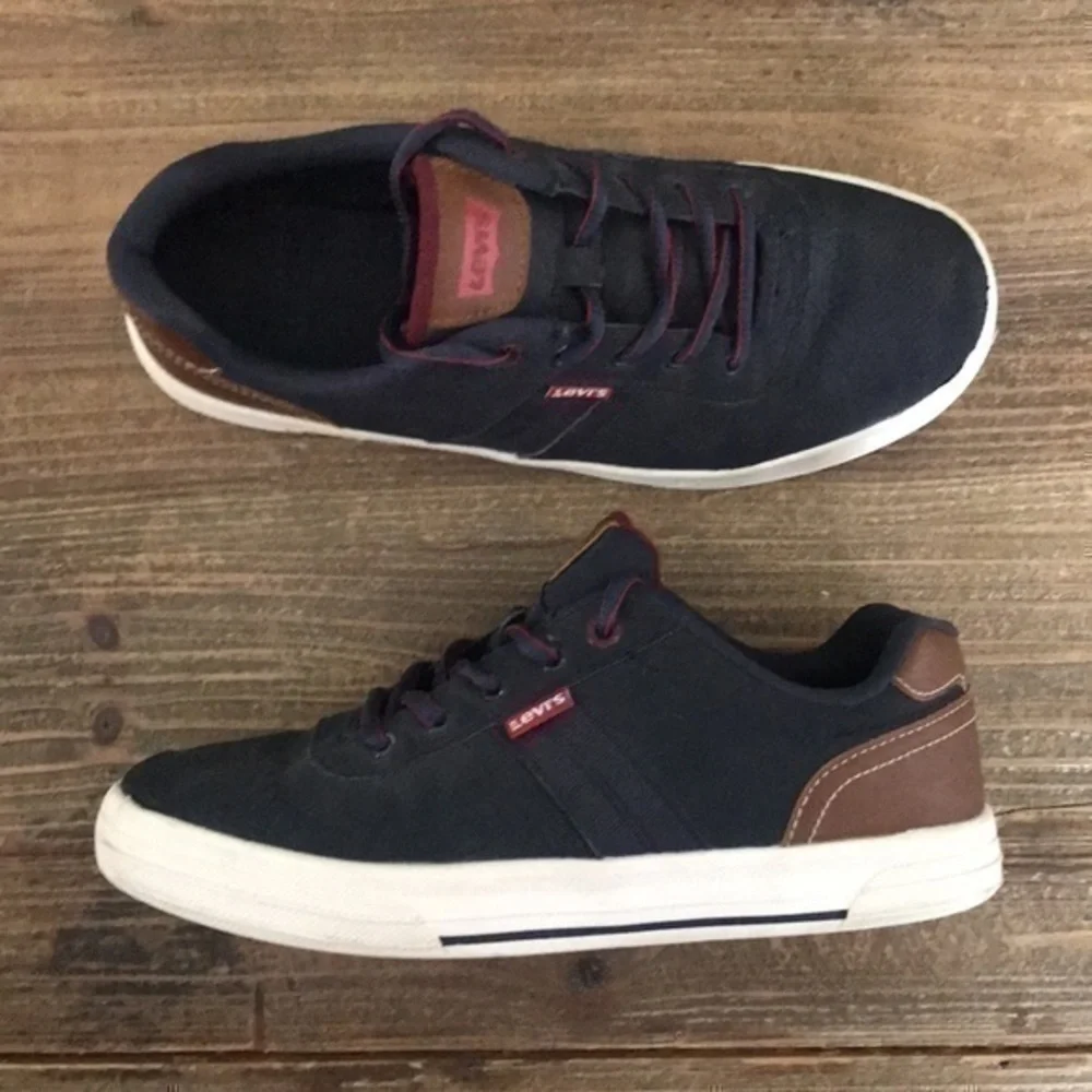 Levis levi’s sneakers